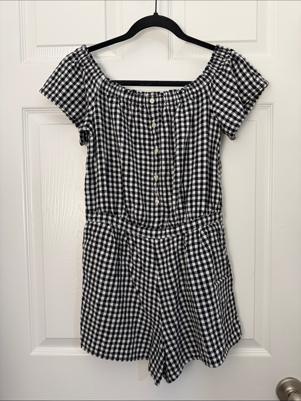 [new inventory] OLD NAVY BLACK AND WHITE GINGHAM ROMPER EUC